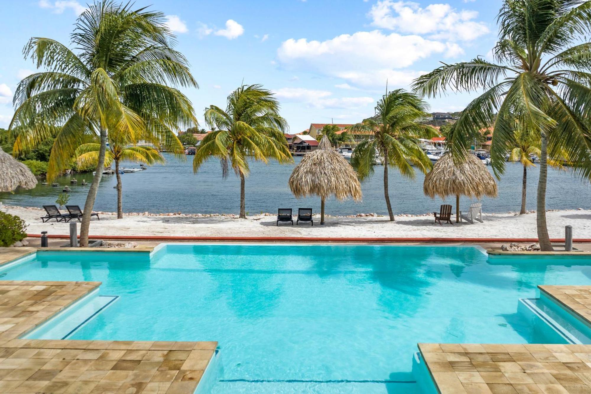 Spanish Water View Apartments - Jan Thiel Area Віллемстад Екстер'єр фото